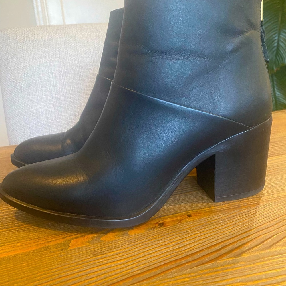 Nisolo Dari Boots - good as new!